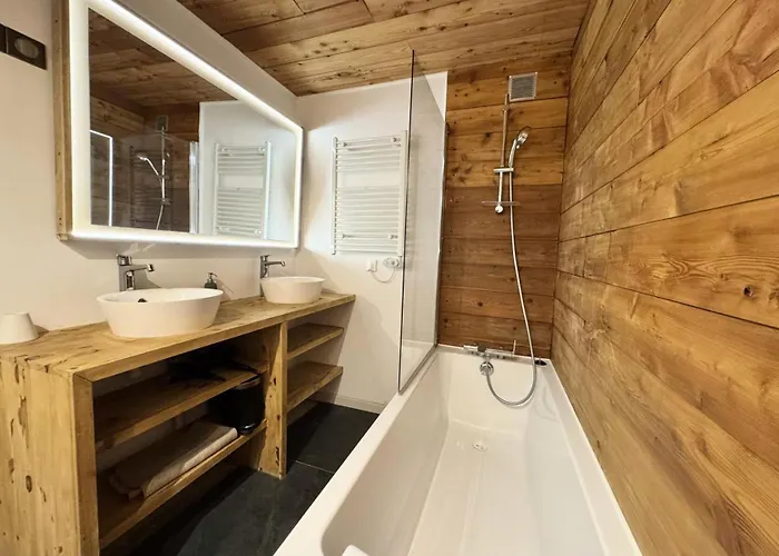 Apartment Le Balcon Des Ecrins - Un Sejour Unique Face Aux Montagnes. Mae-8593 *